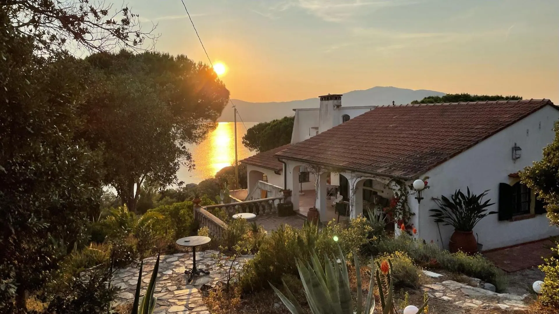 Villa Le Ginestre Di Mare Capoliveri  0*, Capoliveri (Isola d'Elba) Italy